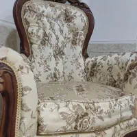مبل هفت نفره سلطنتی|مبلمان خانگی و میز عسلی|مرودشت, فاز اول شهرک فرهنگیان|دیوار