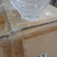 پیاله نو  دو دست تو کارتن  دستی ۳۰۰.  دکوری  ۱۵۰