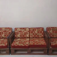 مبل و میز و ویترین، میز آرایش و تخت