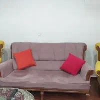 مبلمان راحتی و همراه با میز غذاخوری