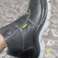 یه عدد کفش کار|کیف، کفش، کمربند|مشکین‌دشت, |دیوار