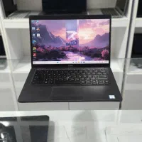 لپ تاپ آمریکایی گرافیک دار خوشکل