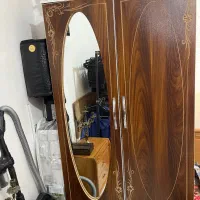 کمد چوبی قدیمی ساز محکم