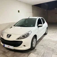 پژو 207