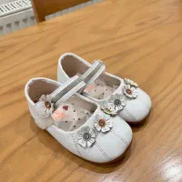 چند جفت کفش بچگانه در حد نو|کفش و لباس بچه|قزوین, |دیوار