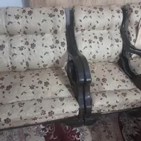 مبل ۸ نفر سالم فقط چندتا دسته هاش رنگ ندار|مبلمان خانگی و میز عسلی|اصفهان, خیادان|دیوار