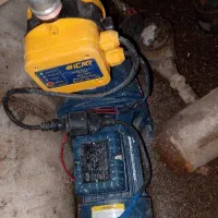 نصب پمپ و لوله کشی