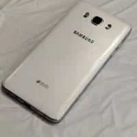 سامسونگ Galaxy J7 (2016) با حافظهٔ ۱۶ گیگابایت