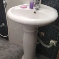 روشویی همراه با پایه در حد نو|لوازم سرویس بهداشتی|اصفهان, کوی امیریه|دیوار