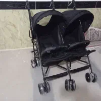 کالسکه دوقلو