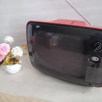 تلویزیون سیاه و سفیدقدیمی زیبا و نوستالژیک درحد نو