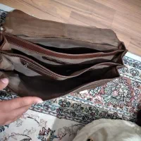 کیف چرمی رمز دار|کیف، کفش، کمربند|پرند, فاز ۵|دیوار