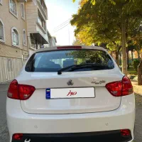 کوییک آر‌ مدل۱۴۰۱درحدصفر|خودرو سواری و وانت|بروجرد, |دیوار