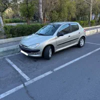 پژو ۲۰۶ مدل ۸۲