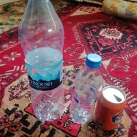 بطری ها برای نگهدارننده اب|ظروف نگهدارنده، پلاستیکی، یکبارمصرف|تبریز, |دیوار