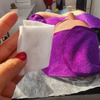 پاکسازی صورت فقط ۳۵۰