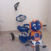 دوچرخه و اسبید کار و اسب