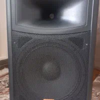 سیستم صوتی کامل.