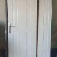 درب چوبی ورودی حال و پذیرایی