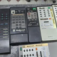 کنترل ویدئوهای قدیمی|پخش‌کننده DVD و ویدیو|تهران, امیریه|دیوار