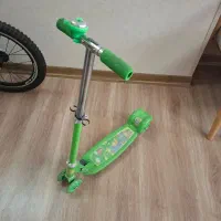 اسکوتر چهارچرخ در حد نو