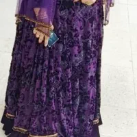 لباس محلی بنفشدر حد نو|لباس|دوگنبدان, |دیوار