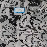 اتیکت لباس مارک لباس و اتیکت پارچه ای لباس|لباس|بوشهر, |دیوار