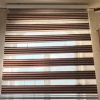 پرده زبرا تمیز و سالم