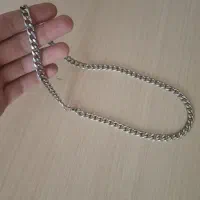 گردنبند زنجیر مردانه رنگ نقره ای