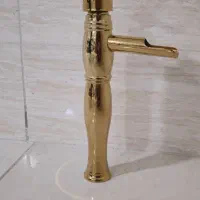 شیر پایه بلند طلایی و سنگین