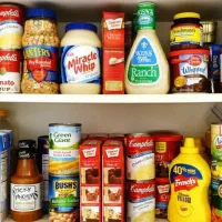 فروشنده مواد غذایی ( سوپر مارکت )