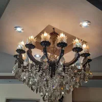 لوستر ۱۶ شاخه