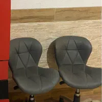 فروش دوعدد صندلی چرخ دار استادکار کاملا سالم