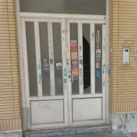 درب آلومنیوم قدیمی فروش فوری