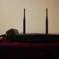 مودم روتر زایکس به همراه کابل