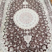 فرش بسیار خوش نقش ورنگ قهوه ای رنگ