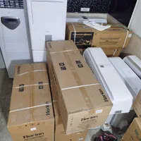 فروشنده و خریدار کولرگازی و کولر گازی