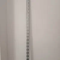 رگال دیواری لباس