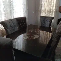 میز نهارخوری شش نفره