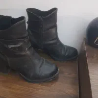 چکمه وکفش بچگانه|کیف، کفش، کمربند|بروجرد, |دیوار