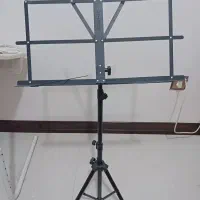 گیتار یاماها c70 همراه با کیس هارد و پایه نوت فلزی|گیتار، بیس، امپلیفایر|بابل, |دیوار