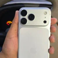 ایفون 17 pro max