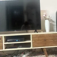 میز تلویزیون،میز جلومبلی و سه عدد عسلی هم رنگ