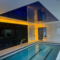 اجاره باغ ویلا استخرابگرم با بیلیارد و ایرهاکی|اجارهٔ کوتاه‌مدت ویلا و باغ|تهران, چیتگر جنوبی|دیوار