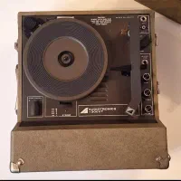 گرامافون قدیمی کلکسیونی