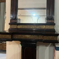 آیینه و کنسول