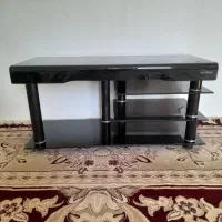 میز تلویزیون شیشه ای