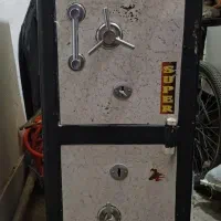 گاو صندوق بزرگ دو طبقه