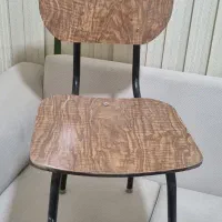 صندلی چوبی قدیمی سالم و کلکسیونی