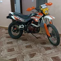 تریل شتاب 200